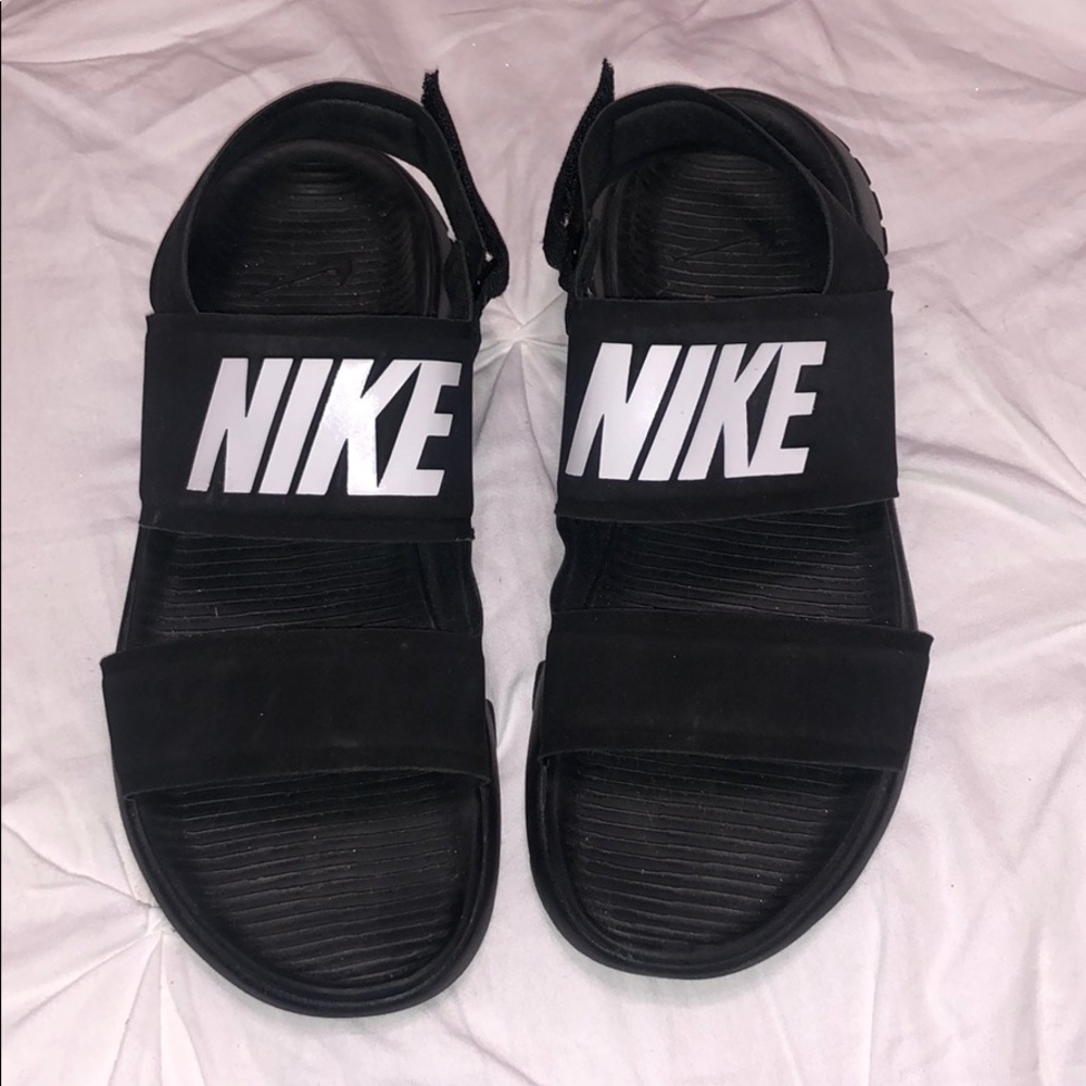 Nike Tanjun Sandals Size 8